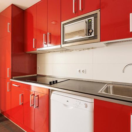 Aparteasy - Private Terrace, 3-Bedroom Apartment برشلونة المظهر الخارجي الصورة