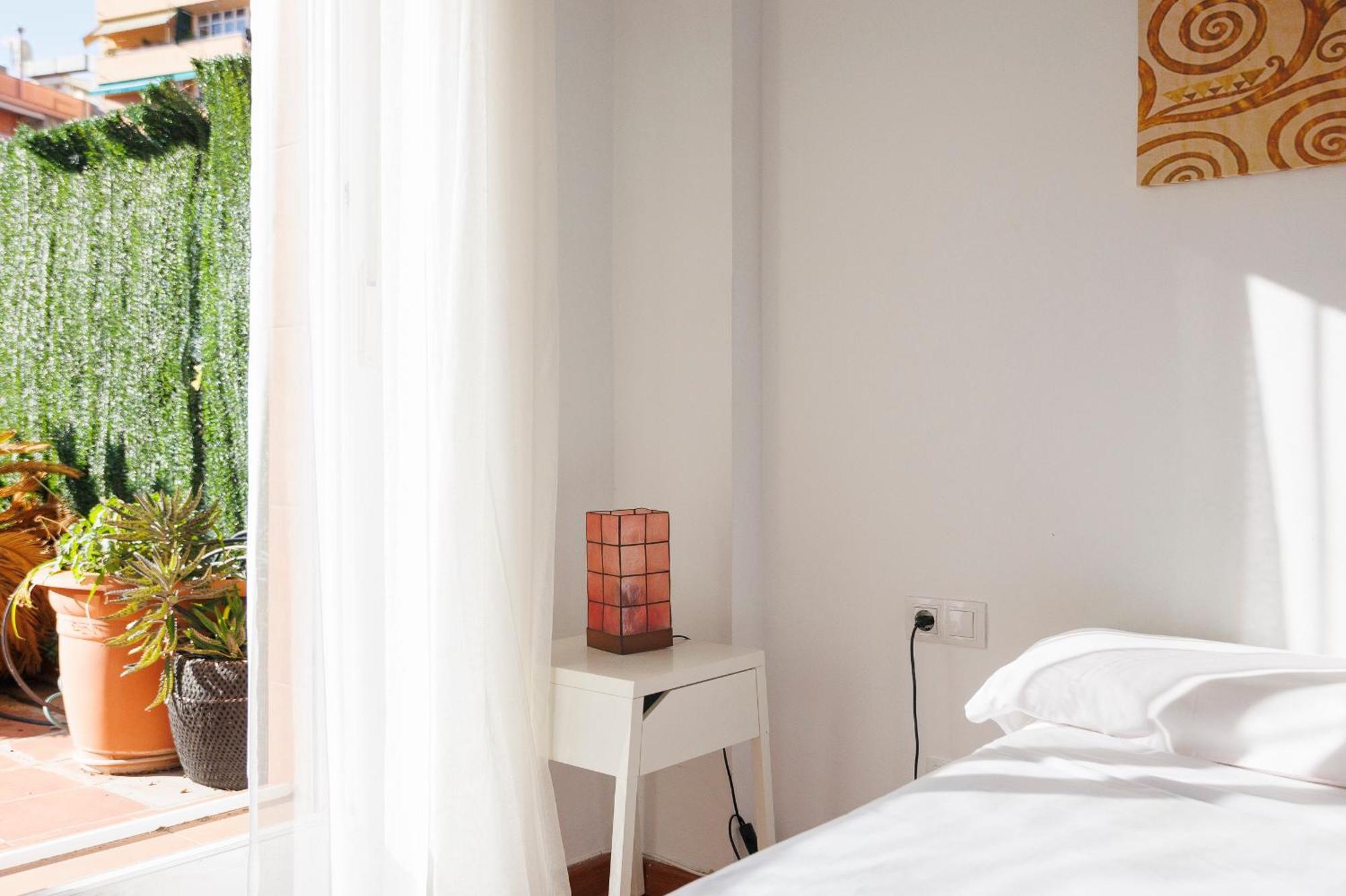 Aparteasy - Private Terrace, 3-Bedroom Apartment برشلونة المظهر الخارجي الصورة
