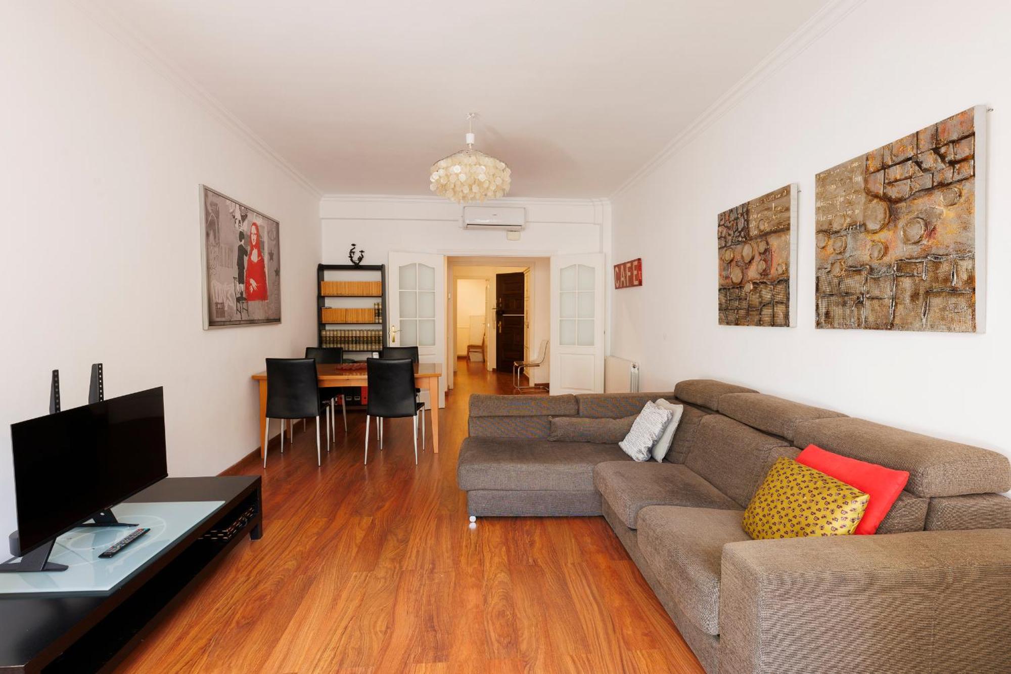 Aparteasy - Private Terrace, 3-Bedroom Apartment برشلونة المظهر الخارجي الصورة