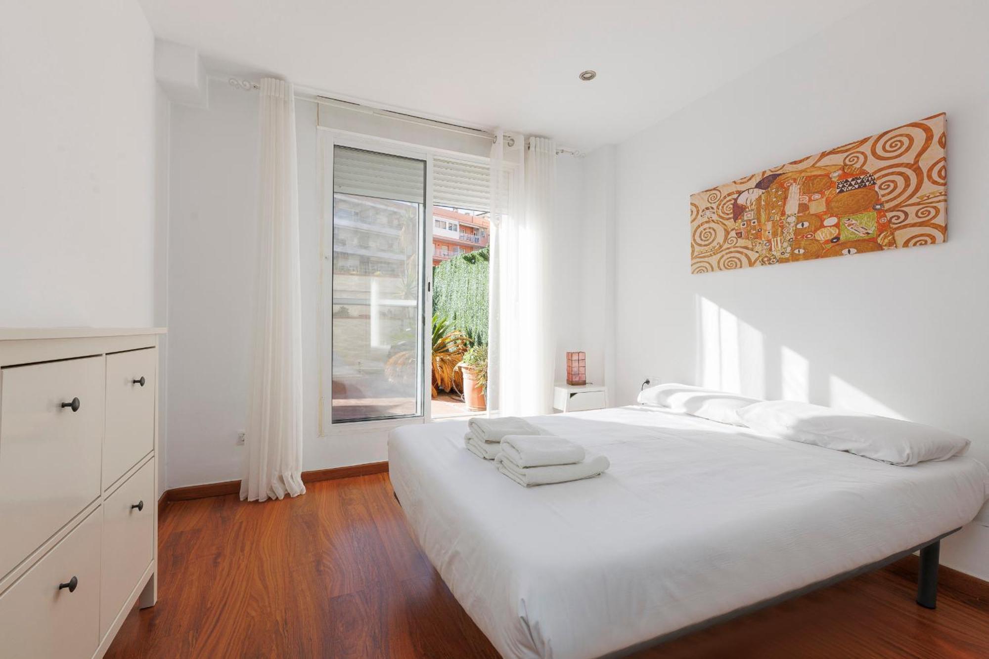Aparteasy - Private Terrace, 3-Bedroom Apartment برشلونة المظهر الخارجي الصورة