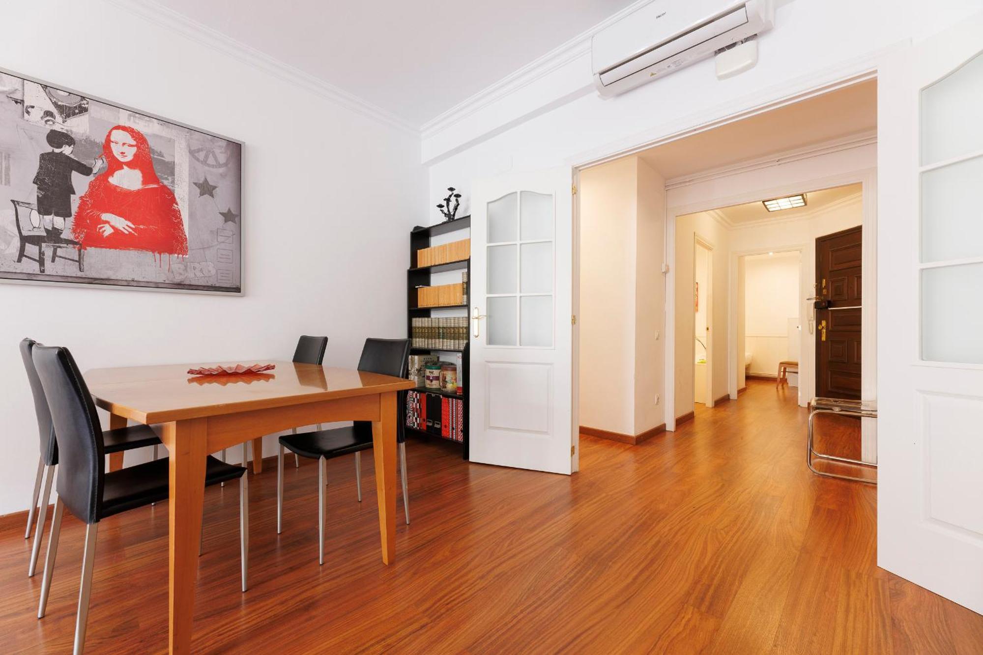 Aparteasy - Private Terrace, 3-Bedroom Apartment برشلونة المظهر الخارجي الصورة