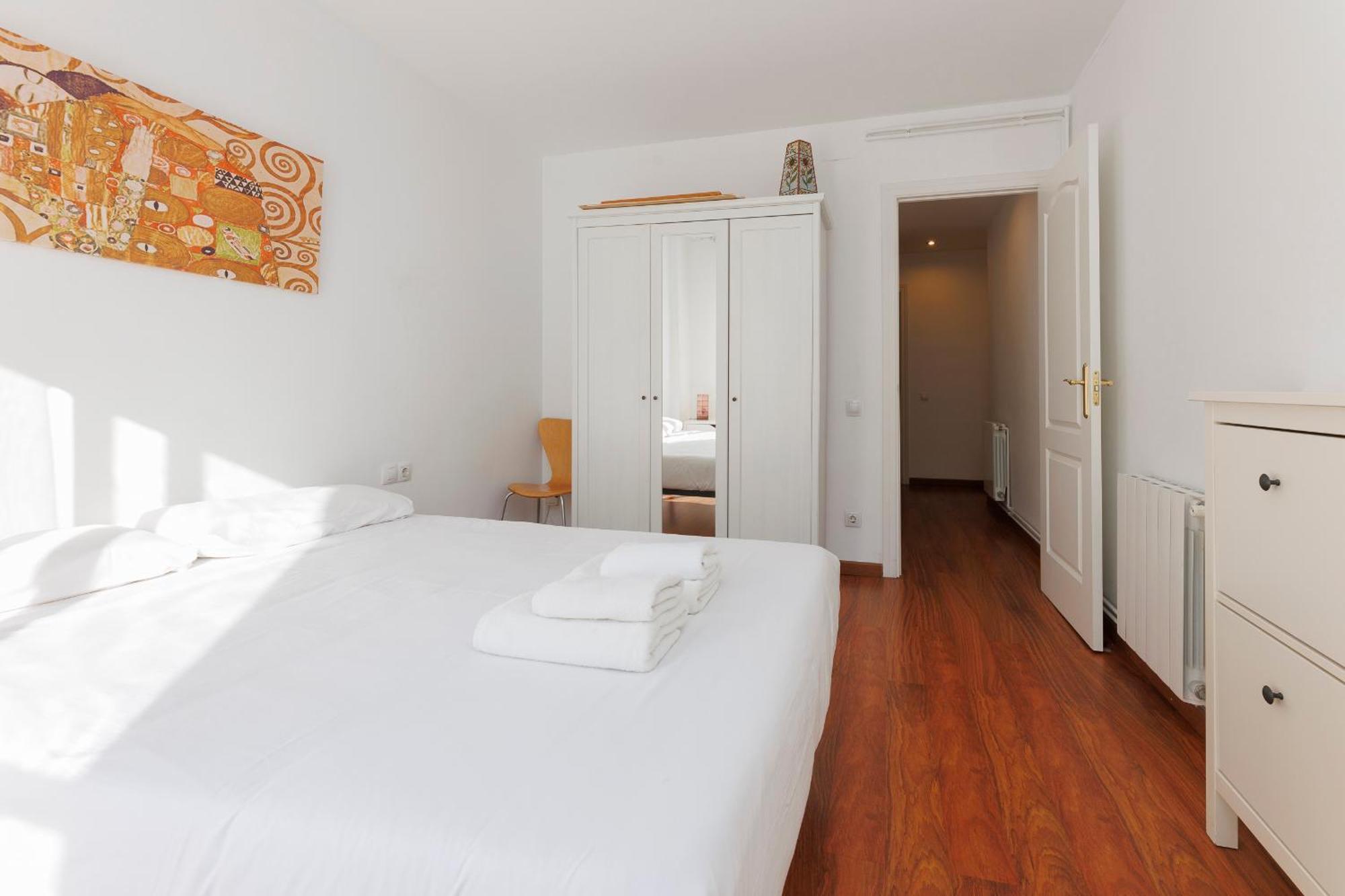 Aparteasy - Private Terrace, 3-Bedroom Apartment برشلونة المظهر الخارجي الصورة